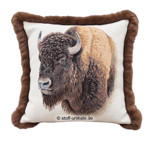 Dekoratives Kissen <br>Gobelin-Kissen mit Echtfellborte <br>"Buffalo" <br>Geschenk für Wild-West-Fanss