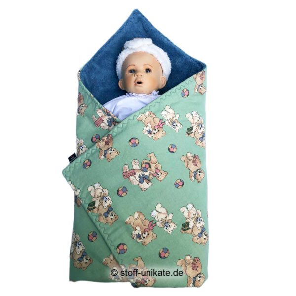 Kuschelweiche Babydecke <br>Babytuch, 3-lagig <br>„Teddys" <br>Schönes Schenken zur Taufe