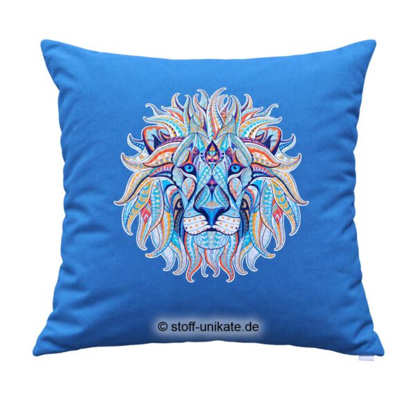 Deko-Kissen mit Mandala-Löwen. Stoff-Unikate handmade in Germany