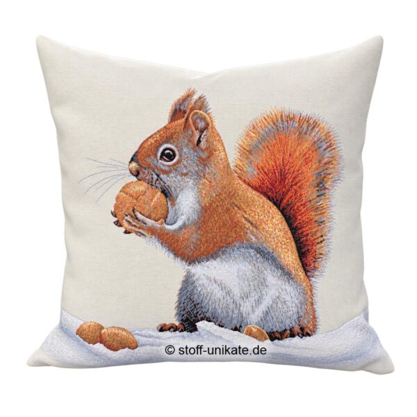Dekokissen mit Eichhörnchen. Stoff-Unikate handmade in Germany