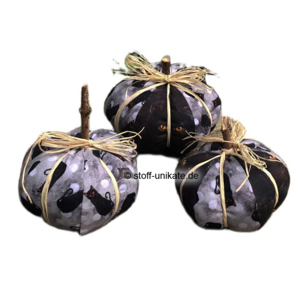 Stoff-Kürbisse als 3er-Set für eine herbstliche Dekoration. Stoff-Unikate handmade in Germany
