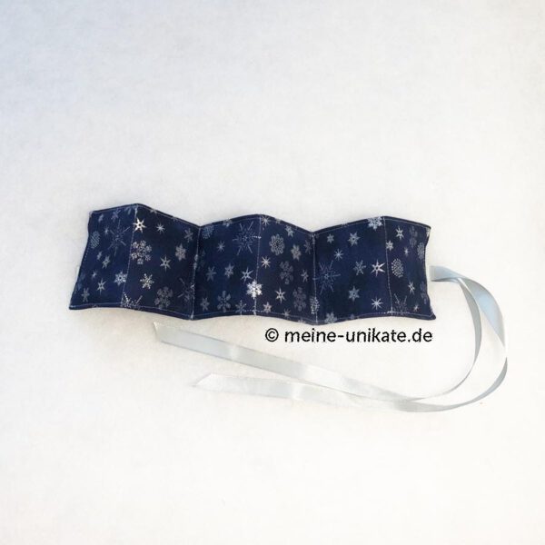 Teeporello, teebeuteltasche passend für 6 Teebeutel mit silbernen Sternen auf dunkelblauer Baumwolle. Unikat handmade in Germany