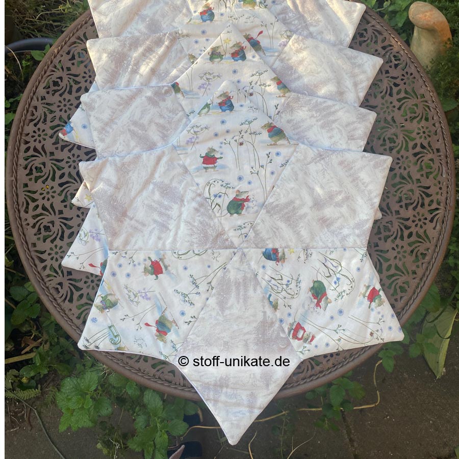 Tischsets mit Wintermäusen genäht aus reiner Baumwolle. Stoff-Unikate handmade in Germany