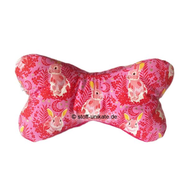 Leseknochen mit Tula-Pink-Hasen- Stoff-Unikate handmade in germany