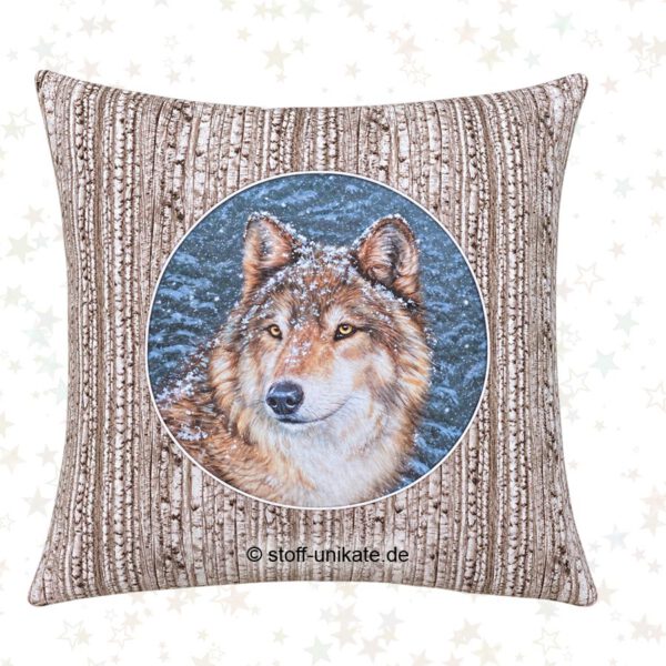 1-Wachsamer Wolf im Wald. Stoff Unikate Handmade in Germany