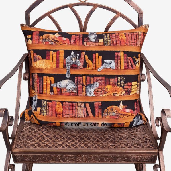 Lesekissen, Buchkissen mit Katzenmotiven. Stoff-Unikate handmade in germany