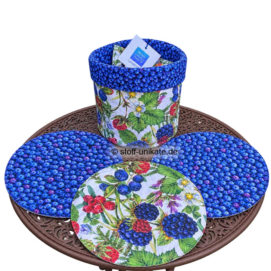Kombination Utensilo und Platzdeckchen mit süßen Früchtchen, Beerenmotiven. Stoff-Unikate handmade in Germany