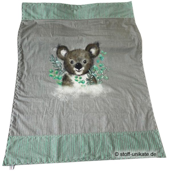Babytuch, Babydecke mit Koalamotiv in grau-altmint. Ein schönes Geschenk zur Geburt oder Taufe eines neuen Erdenbürgers. Stoff-Unikat handmade in germany