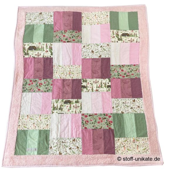 Kinderdecke, Kuscheldecke, 3-lagig in hellrosa mit Elfenmotiven und Baumwollstoffen von acufactum. Stoff-Unikat handmade in Germany