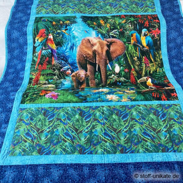 Ausschnitt mit Dschungeltieren von der Quiltdecke, Tagesdecke genäht aus hochwertigen Baumwollstoffen in Kombination mit einem reinen Baumwollvlies. Stoff-Unikat handmade in Germany