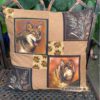 Deko-Kissen "Braune Wölfe" mit Abbildung von zwei braunen Wolfsköpfen und Wolfspfoten. Stoff-Unikat handmade in Germany