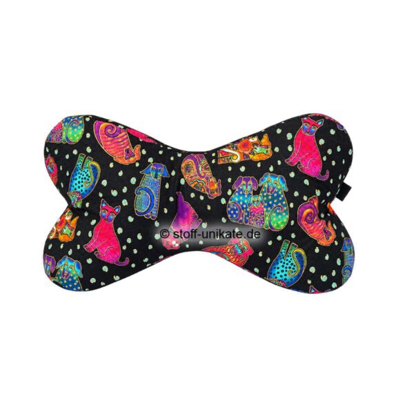 Leseknochen mit bunten Hunden. Stoff-Unikate handmade in germany