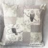 50 x 50 cm Dekokissen mit Schnee-Eulen. Stoff-Unikate handmade in Deutschland