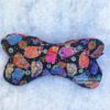 Leseknochen bunte Katzen genäht aus Laurel Burch-Stoffen aus reiner Baumwolle. Stoff-Unikat handmade in Germany