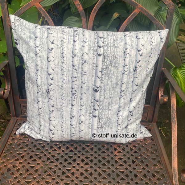 Deko-Kissen mit birkenstämmen in der Größe 50 x 50 cm. Stoff-Unikate handmade in germany