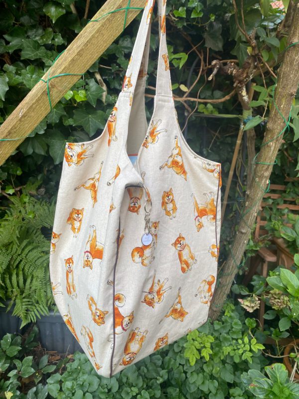 Jumbotasche, Einkaufstasche, Shopper mit Shiba Inus. Stoff-Unikate handmade in germany