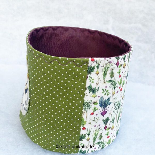 Seitenansicht von den utensilos mit gartenmotiven. Stoff-Unikate handmade in Germanx