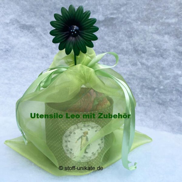 Geschenkset leo, bestehend aus Utensilo und gartenutensilien. Stoff-Unikate nandmade in Germany