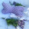 Leseknochen mit Zikadenmotiven. Stoff-Unikate handmade in Germany