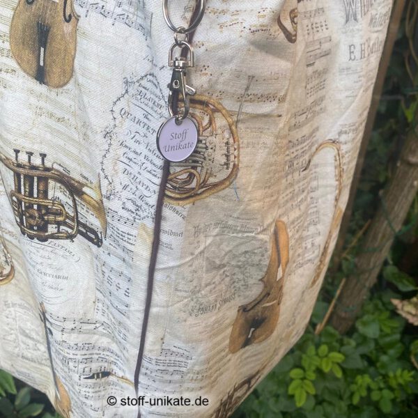 Detailansicht vom Shopper, XXl_Einkaufstasche mit Musikinstrumenten. Stoff-Unikate handmade in Germany