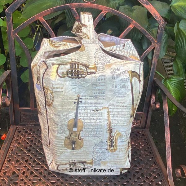 XXL-Shopper, große Einkaufstasche mit Musikinstrumenten in Beigetönen. Stoff-Unikate handmade in Germany