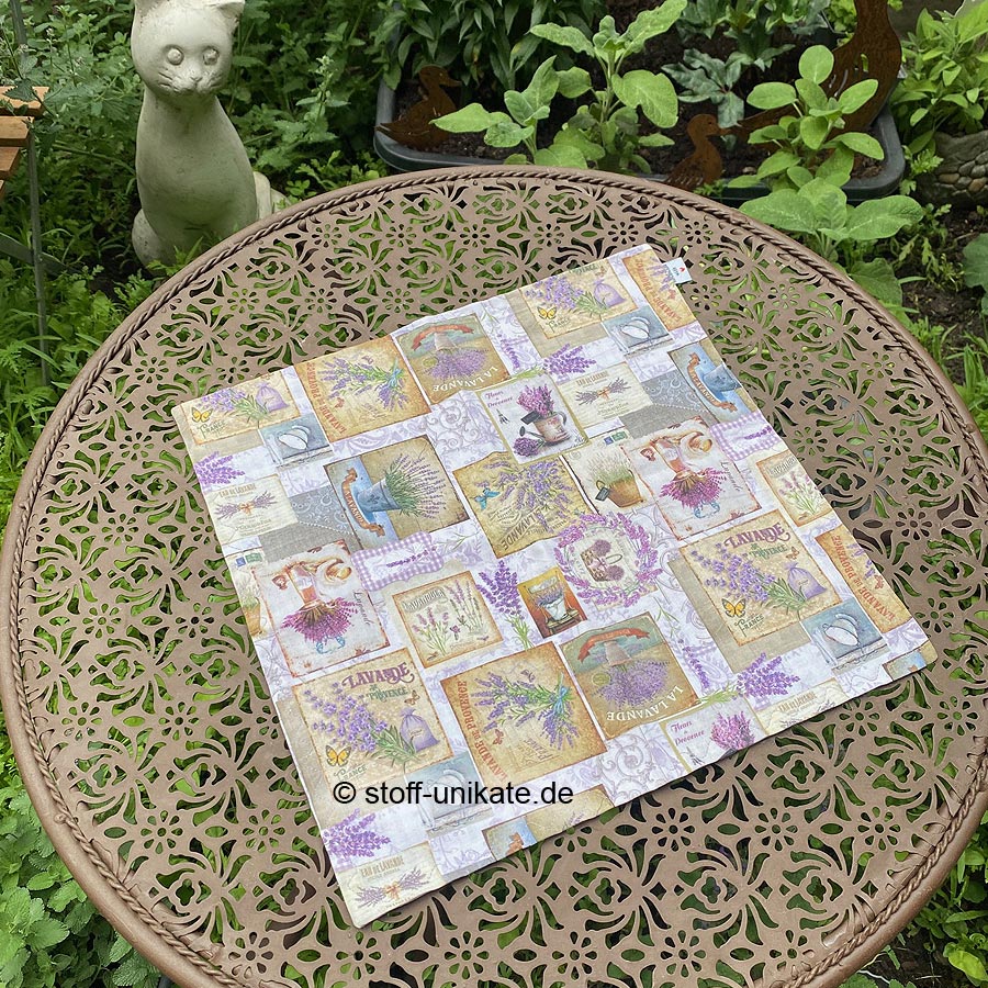 Stoff-Deckchen- Korbdeckchen mit Lavendelmotiven aus reiner Baumwolle genäht. Stoff-Unikate handmade in Germany