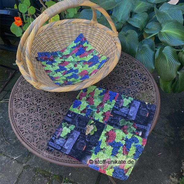 Stoffdeckchen, Patchworkdeckchen mit Wein und WEintrauben. genäht aus hochwertiger Baumwolle. Stoff-Unikate handmade in Germany