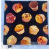 Stoff-Deckchen 30 x 30 mit Muffin-Motiven genäht aus hochwertiger Baumwolle. Stoff-Unikate handmade in Germany