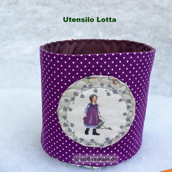 Utensilo Lotta aus der Serie Gartenzeit. Stoff-Unikate handmade in Germany