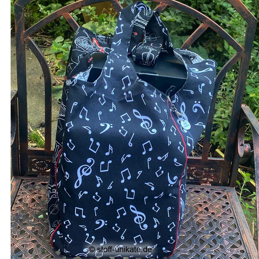 Jumbo-Tasche, große einkaufstasche mit Musiknoten und Musikinstrumenten. genäht aus Baumwollstoffen. Stoff-Unikate handmade in Germany