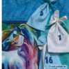 Detailansicht vom Adventskalender Pferdetraum mit 24 Säckchen zum Selbstbefüllen. Stoff-Unikate handmade in Germany