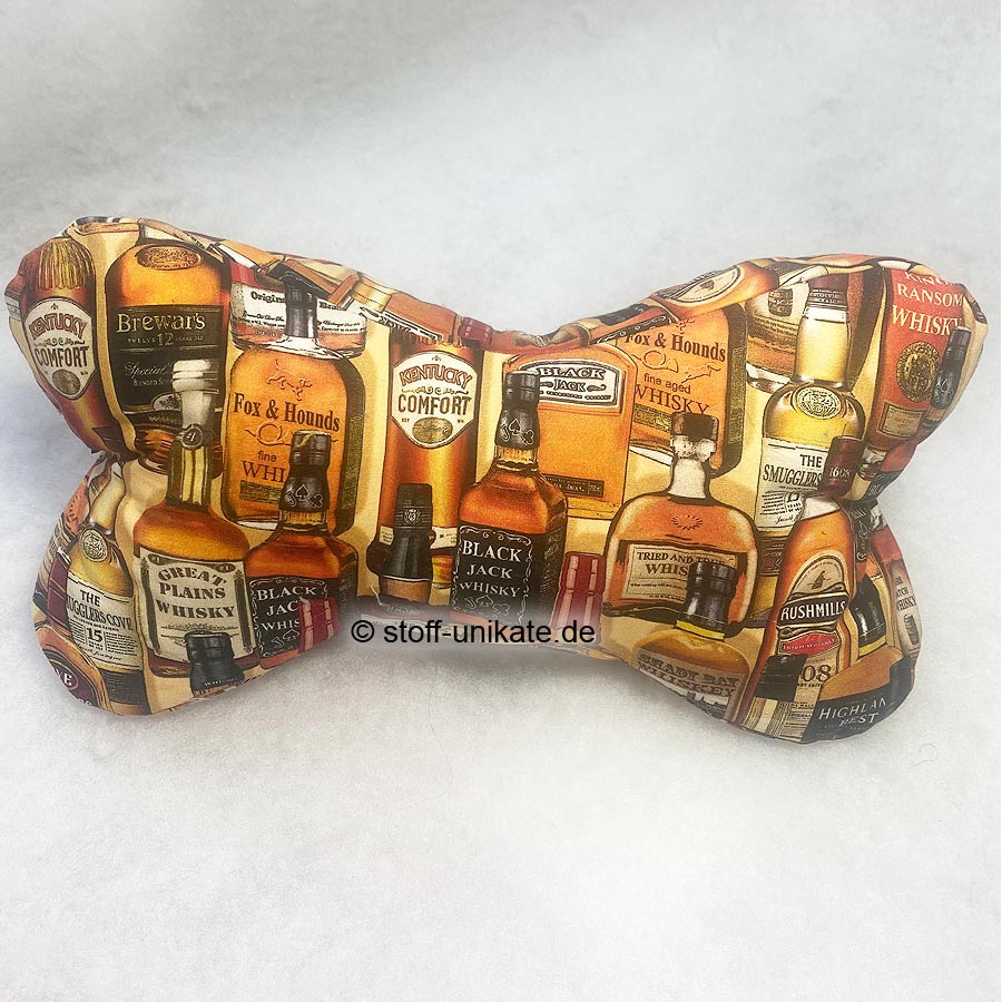 Großer Leseknochen für Whisky-fans mit Whiskyflaschen, genäht aus reiner Baumwolle. Stoff-Unikate handmade in Germany