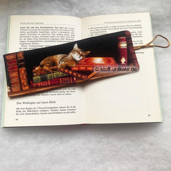Lesezeichen aus Stoff, großes Bücherzeichen mit Band, genäht aus hochwertigen Baumwollstoffen. Stoff-Unikate handmade in Germany
