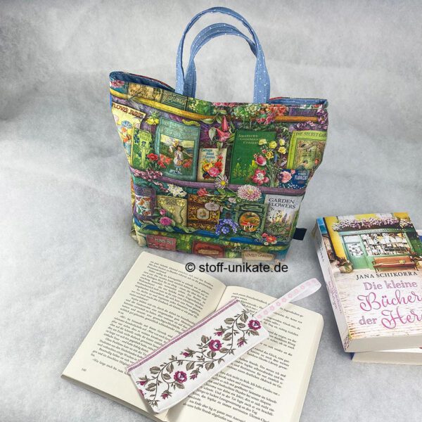 Book Bag und Lesezeichen mit bunten Gartenbüchermotiven genäht aus Baumwollstoffen. Stoff-Unikate handmade in germany