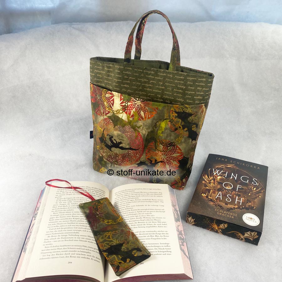 Lesezeichen und büchertasche mit Drachenmotiven. Stoff-Uniakte handmade in germany