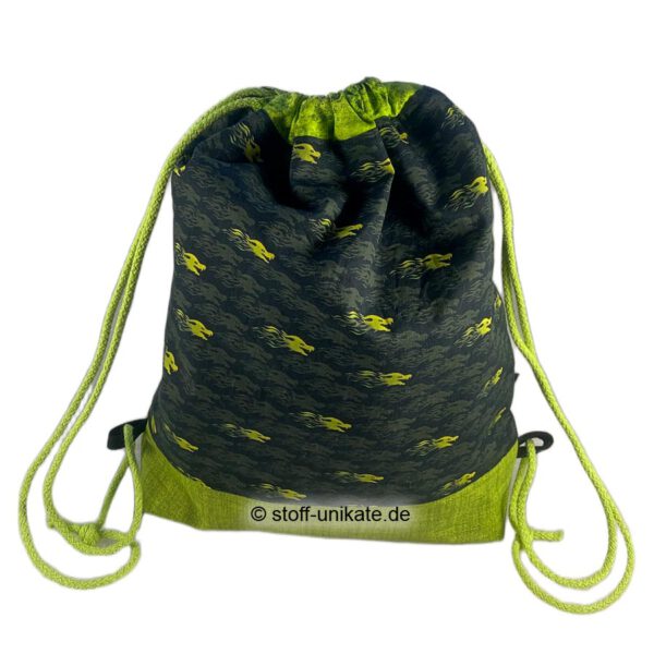 Turnbeutel für Kinder mit feuerdrachen. Stoff-Unikate handmade in germany