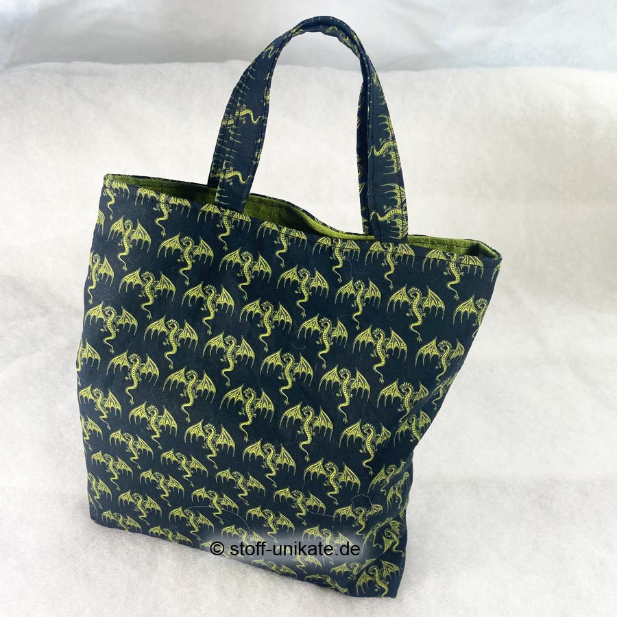 Book Bag to Go mit kleinen Drachenmotiven genäht aus Baumwollstoffen. Stoff-Unikate handmade in germany
