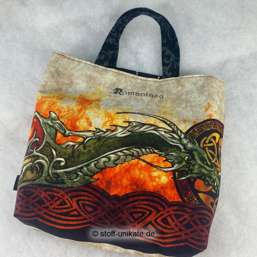 Book Bag to Go mit Drachenmotiven. Stoff-Unikate handmade in germany
