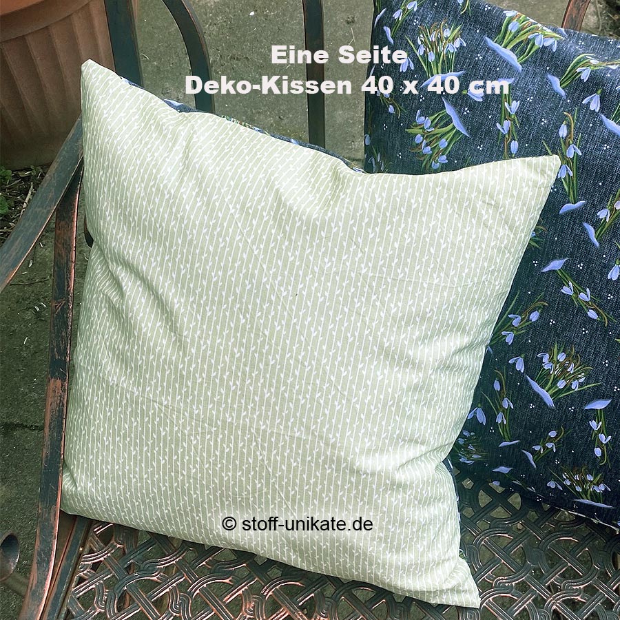 40 x 40 cm Dekokissen mit Schneeglöckchenmotiven und Blättern. Stoff-Unikate handmade in Germany