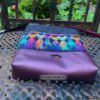 bodenansicht der tablet-tasche mit bunten Katzen. Stoff-Unikate handmade in Germany