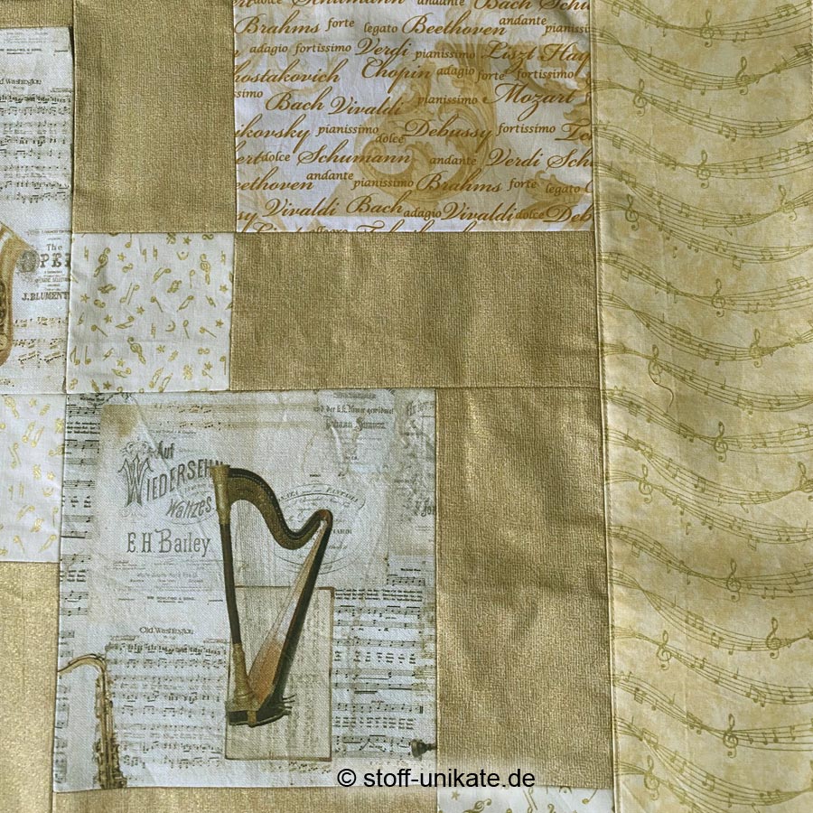 Detailansicht mit Harfe zur Mitteldecke Klassische Musik. Stoff-Unikate handmade in Germany