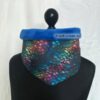 Halstuch-Loop aus Baumwollstoff und Wellnessfleece. Wendeloop mit bunten Drachenschuppen. Stoff-Unikate handmade in Germany